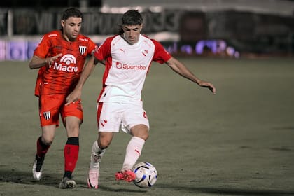 La zurda de Ignacio Malcorra fue de lo mejor de Independiente contra el Gimnasia mendocino; el ex futbolista de Rosario Central anotó por primera vez en el Rojo (esta vez, de blanco).
