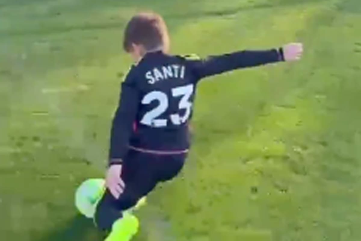 La zurda de Santino, el hijo del Dibu Martínez, que enloqueció a los fanáticos en las redes