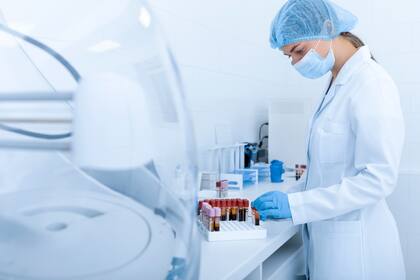 Laboratorios regulados por el Departamento de Salud de Florida no podrán usar programas informáticos de investigación genética vinculados a esos siete países
