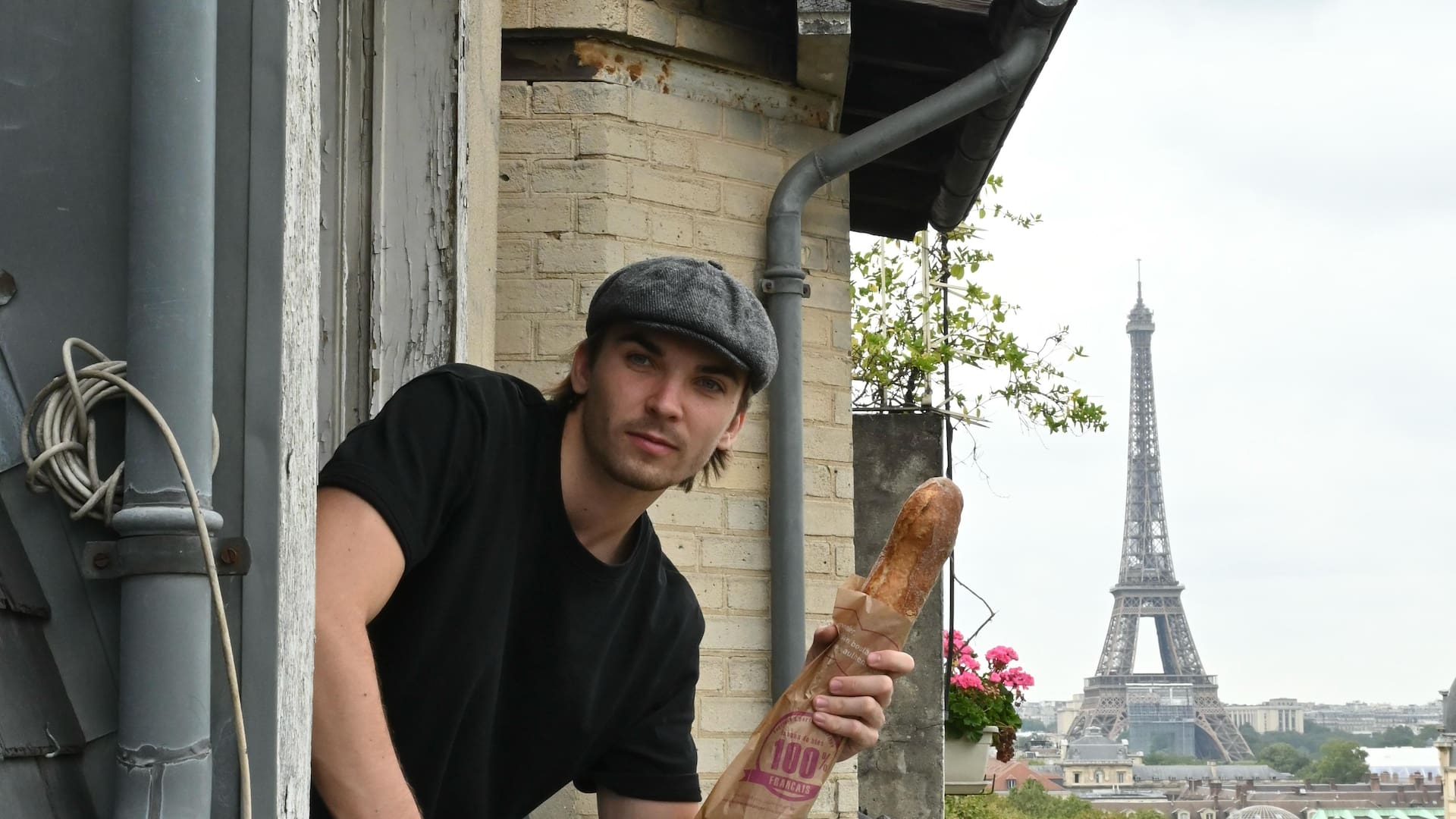 Ladislas d’Herbigny en París, donde vivía, a pocas cuadras de la Torre Eiffel