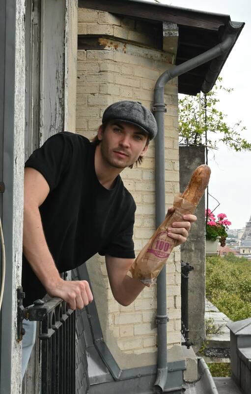 Ladislas d’Herbigny en París, donde vivía, a pocas cuadras de la Torre Eiffel