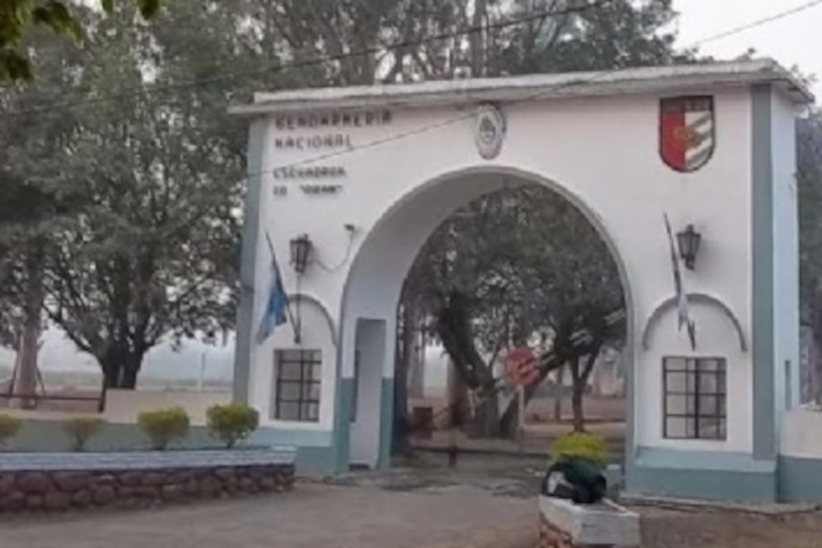 Ladrones robaron en las últimas horas varias armas de guerra del Escuadrón 20 de Gendarmería Nacional ubicado en la ciudad salteña de Orán.