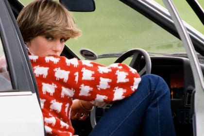"Lady Di descansa en su hogar, donde pasós sus años más felices"