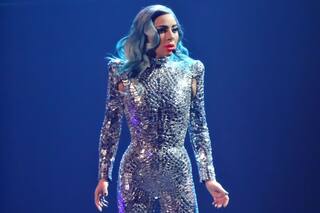 Del increíble show de Lady Gaga en Las Vegas al paseo con amigas de Suri Cruise