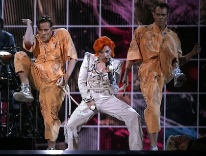 Lady Gaga logró en pocos minutos retratar las mil caras de David Bowie