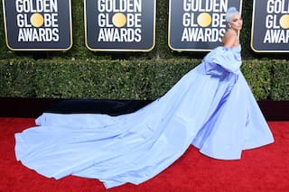 Siete tendencias de moda que pisaron fuerte la alfombra roja de los Globo de Oro