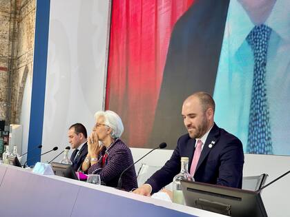Lagarde y Guzmán solo intercambiaron un breve saludo