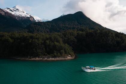 Lago Menéndez, Parque Nacional Los Alerces.