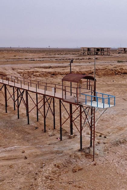 En fotos: el lago Sawa en Irak muere en manos del hombre y el cambio climático