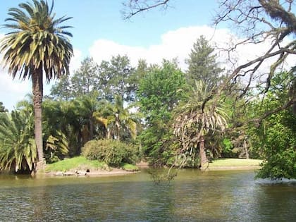 Lagos artificiales del barrio privado El Talar de Pacheco