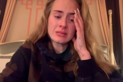 Lágrimas y decepción: Adele anunció con un video la suspensión de sus shows en Las Vegas