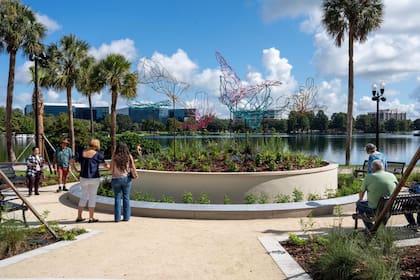 Lake Eola Heights y Lake Eola Park son alternativas a los parques temáticos para visitar en Orlando, Florida (Facebook/Lake Eola Park)