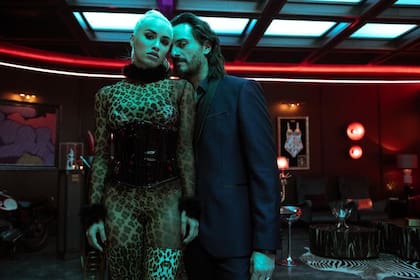 Lali Espósito protagonizó a "Wendy" en la serie Sky Rojo, dirigida por su actual pareja David Victori