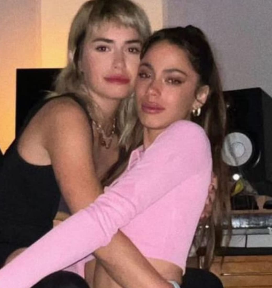 Lali Espósito y Tini Stoessel juntas