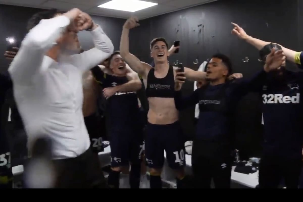 Lampard y la euforia en el vestuario con sus jugadores de Derby County