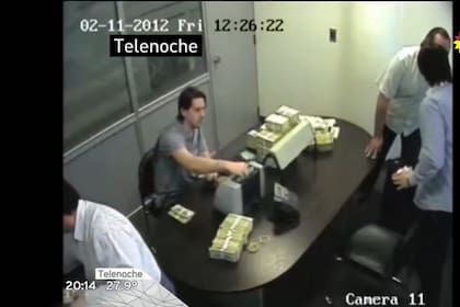 Lanata difundió el video de Martín Báez contando dólares en SGI