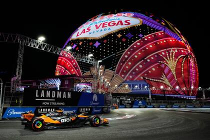 Lando Norris logra la pole en clasificación de Las Vegas bajo la lluvia y Verstappen saldrá 2do