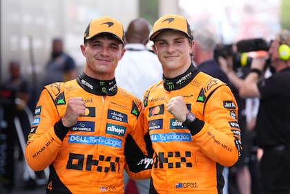 Lando Norris y Oscar Piastri, los pilotos de McLaren, candidato a ganar el campeonato, "si es que toman decisiones de equipo", cree Fossaroli