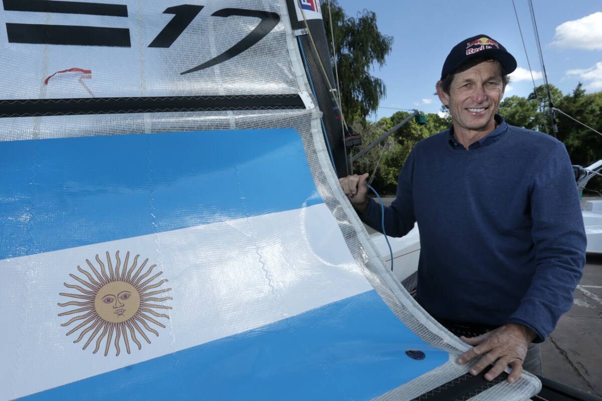 Lange: "Lo lógico era retirarse, pero disfruto de lo que hago. Me gusta el desafío, me gusta navegar"