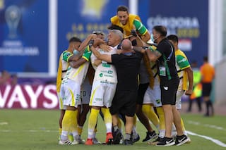 En la gloria: los secretos de Defensa, el club de barrio más feliz del mundo