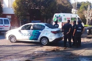 Un policía de civil mató a un delincuente que intentó robarle el auto en el conurbano