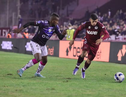 Lanús no pudo hacer la diferencia ante Independiente del Valle: empató 0-0 pero en la ida había perdido 2-1