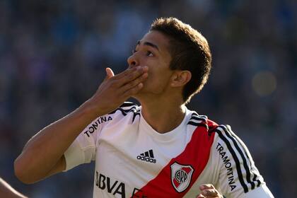 Otros tiempos: Manu Lanzini, con la camiseta de River
