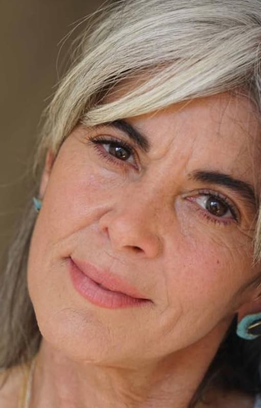 Lara Zimmerman: "Cuando te vas de tu país y tenés que iniciar una nueva vida y comienzan las preguntas existenciales"