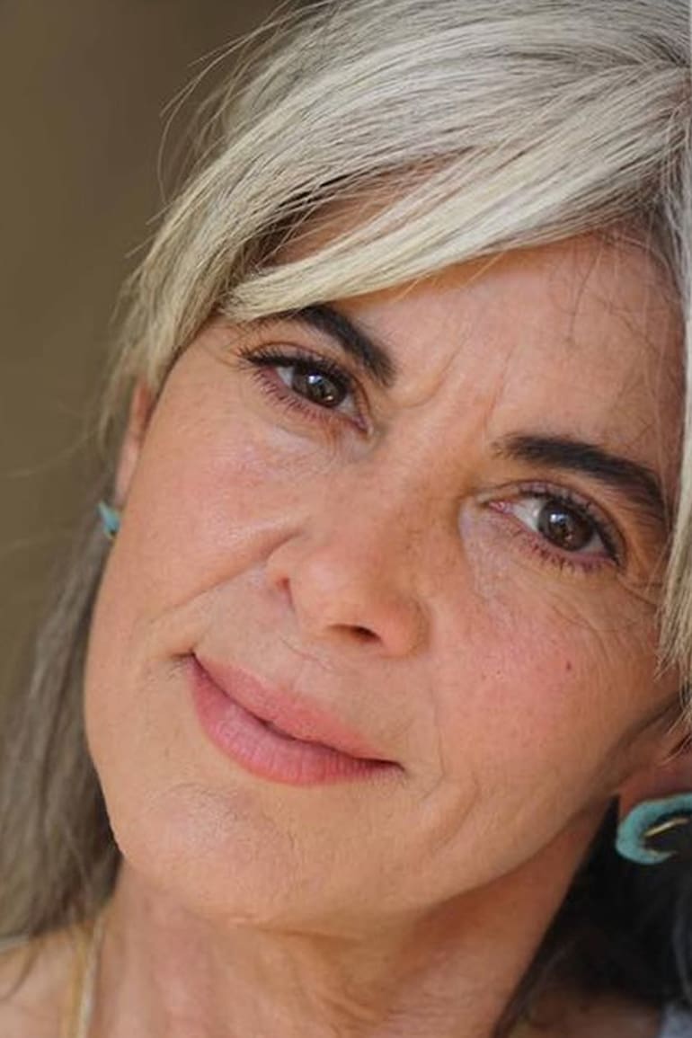 Lara Zimmerman: "Cuando te vas de tu país y tenés que iniciar una nueva vida y comienzan las preguntas existenciales"