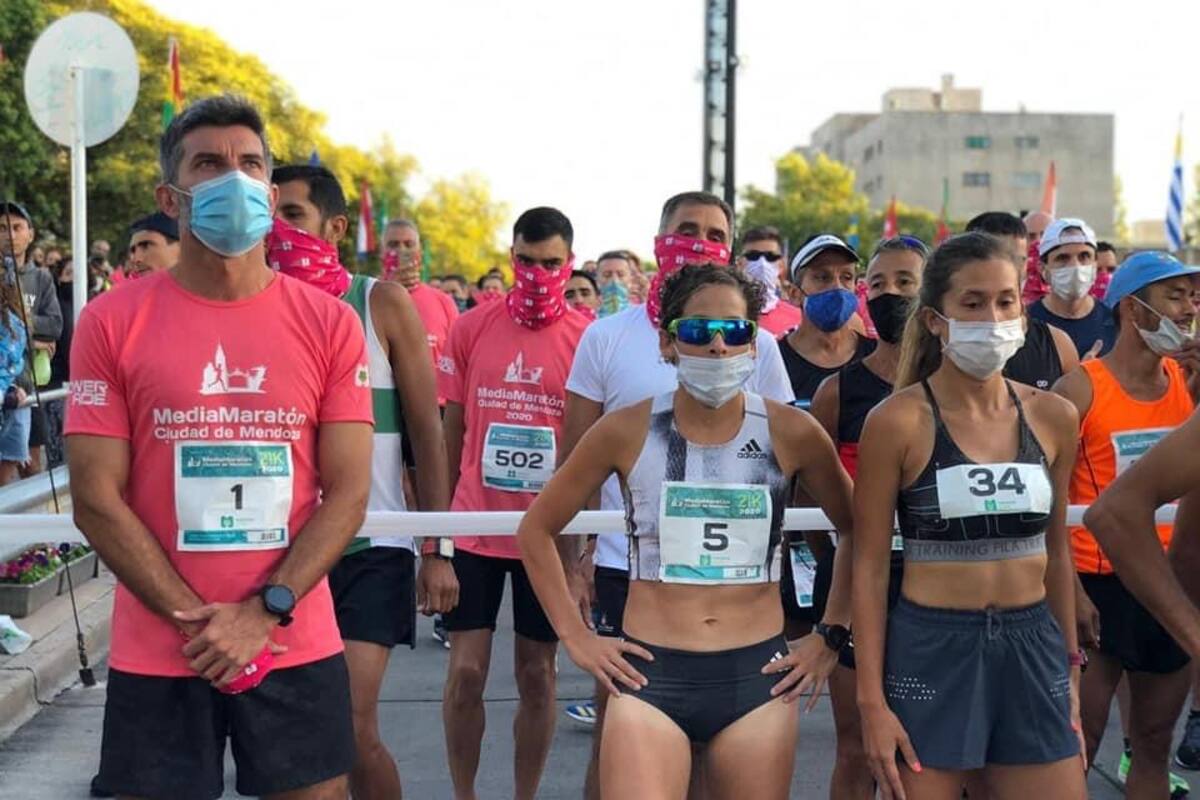 Largada de la Media Maratón Ciudad de Mendoza,