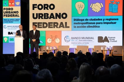 Larreta y Jorge Macri, durante la primera jornada de la cumbre C-40 en la Ciudad