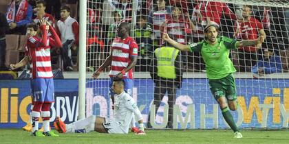 Larrivey hizo dos en la goleada de Celta