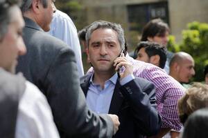 Larroque endureció su discurso ante la resistencia de los ocupantes de desalojar el predio