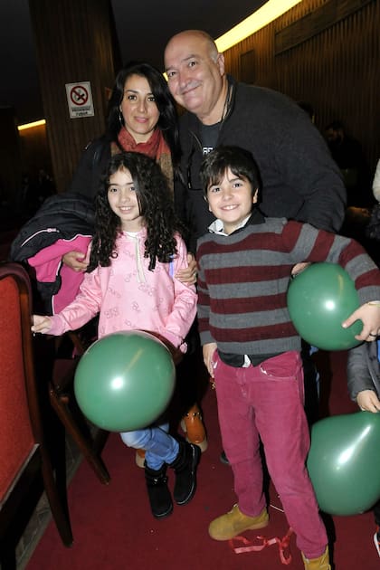 Larry de Clay, feliz en familia