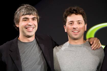 Larry Page y Sergey Brin fundaron Google en 1998; en 2015 le dieron el control de la compañía a Sundar Pichai y asumieron un rol más estratégico al frente de Alphabet, la empresa matriz; ahora estarán en el directorio