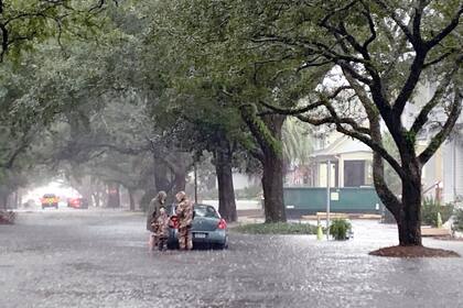 Las abundantes lluvias causaron inundaciones en zonas de Georgetown donde antes no se habían registrado problemas