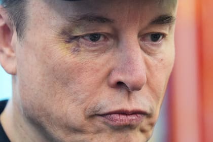 Las acciones de Tesla se desplomaron un 6% tras el cruce con Trump, con fuertes caídas también en ventas internacionales