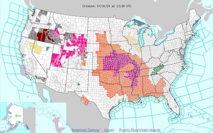 Las advertencias de calor (naranja) y alertas por calor excesivo (violeta) en EE.UU.