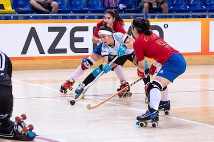 Las Ágilas superaron a Chile y definen el domingo