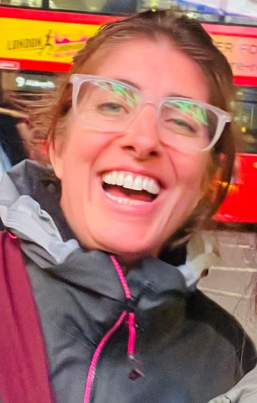 Las amigas disfrutando Europa.