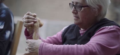 Las ancianas de la comunidad serán quienes capacitarán a las mujeres más jóvenes