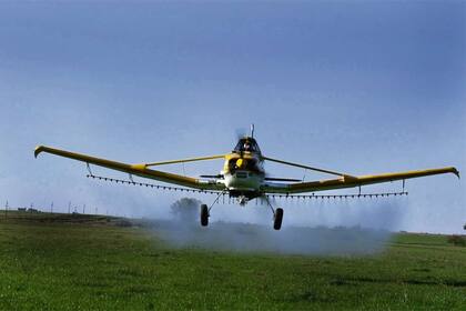 Las aplicaciones de fitosanitarios están en el centro del debate público