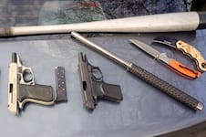 Detuvieron a un sindicalista de la UOM: circulaba con armas, cuchillos y un bate de béisbol