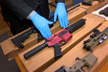 Las armas ilegales de fabricación casera son conocidas como "armas fantasma"