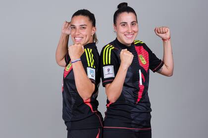 Las arqueras del seleccionado: Silvina Espinazo (izquierda) y Trinidad D’Andrea (derecha)