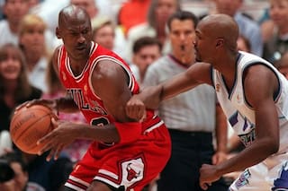 Una camiseta de Michael Jordan de las Finales de la NBA de 1998 se subastó por una cifra récord