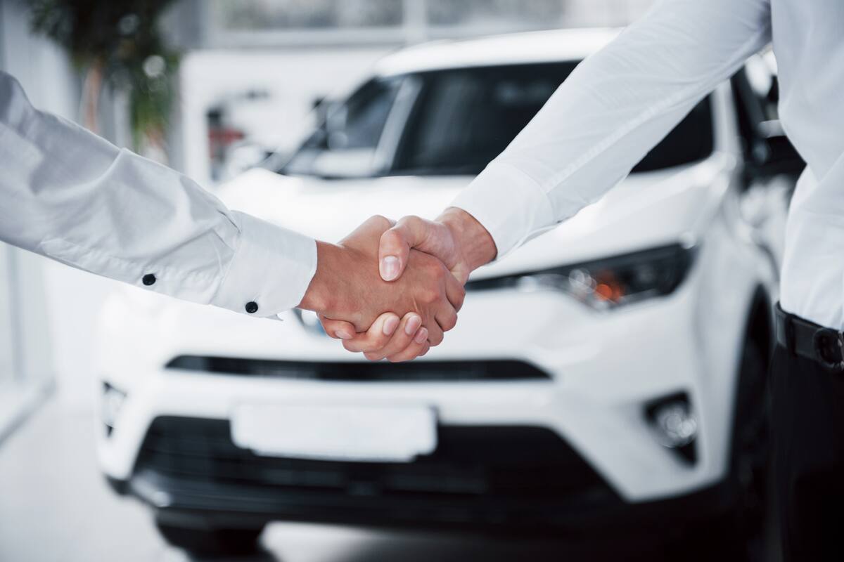 Las automotrices premium temen que se caigan las operaciones tras el traslado de las discusiones para eliminar los impuestos internos para febrero