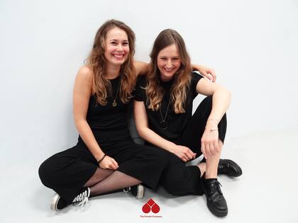 Las autoras Ann-Sophie Claus y Sinja Stadelmaie