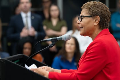 Las autoridades buscan eliminar la circulación vehicular en un sector de Los Ángeles