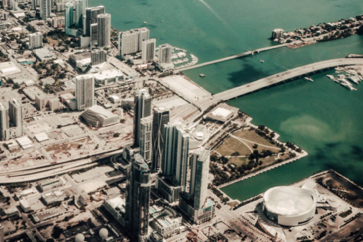 Las autoridades de Fort Lauderdale, en Florida, cayeron en una estafa y transfirieron más de un millón de dólares